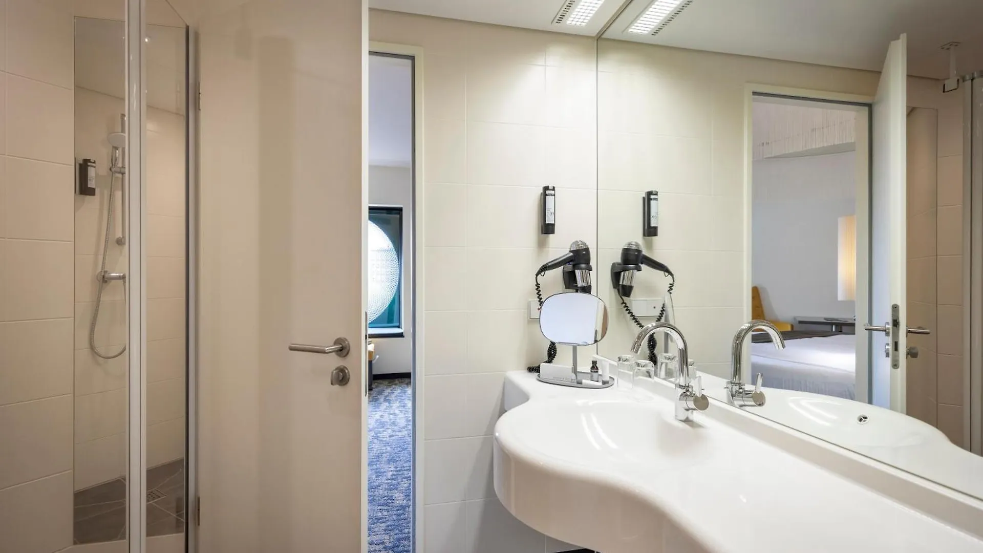 Arcotel Onyx Hamburg 4*,  Germany